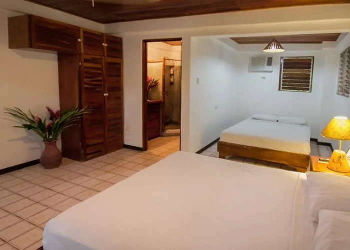 Harbor Reef Hotel Nosara