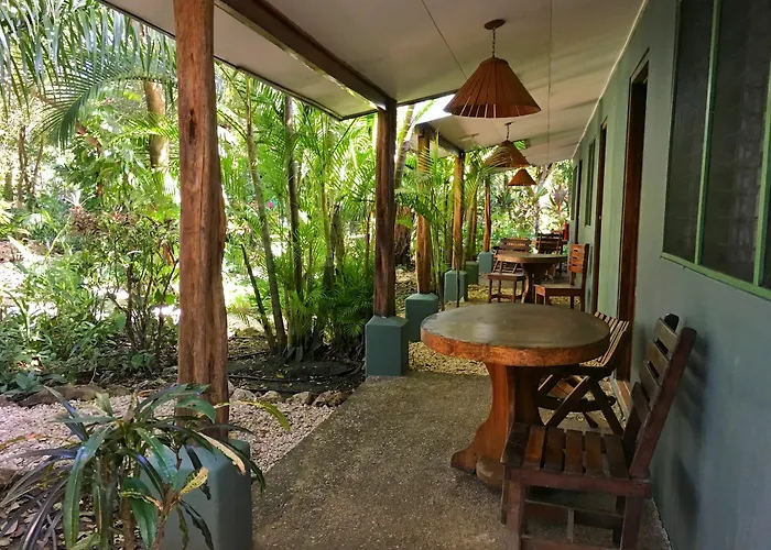 Harbor Reef Hotel 2*